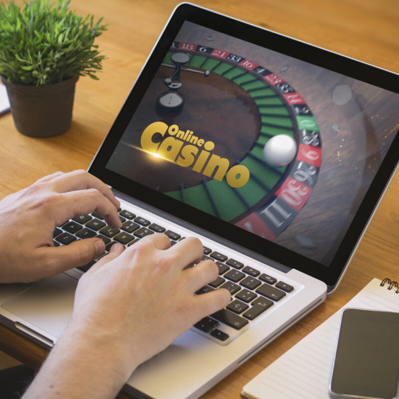 Which Are the Best Online Casino Games to Play as a Beginner?